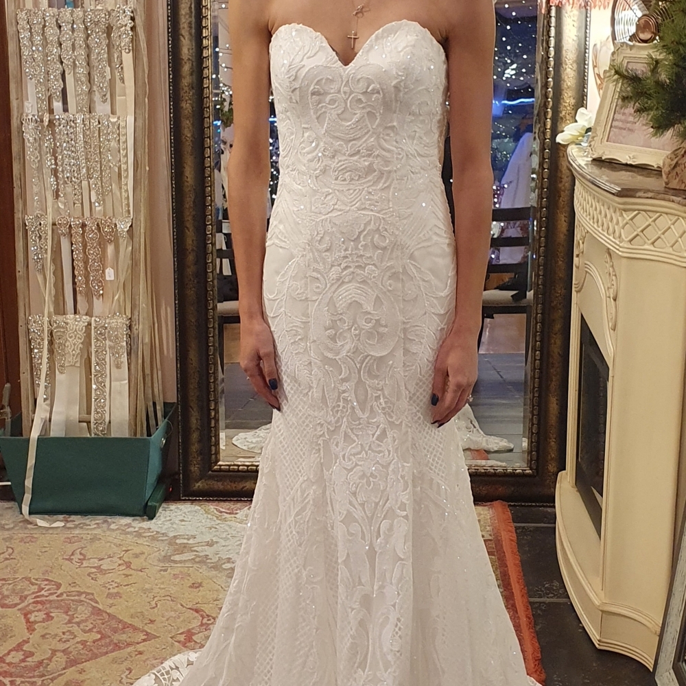 Wedding dress
